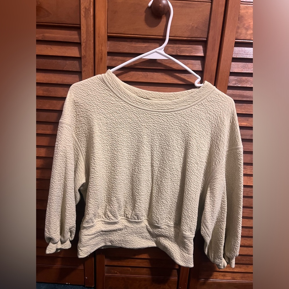 Lululemon textured green sweatshirt